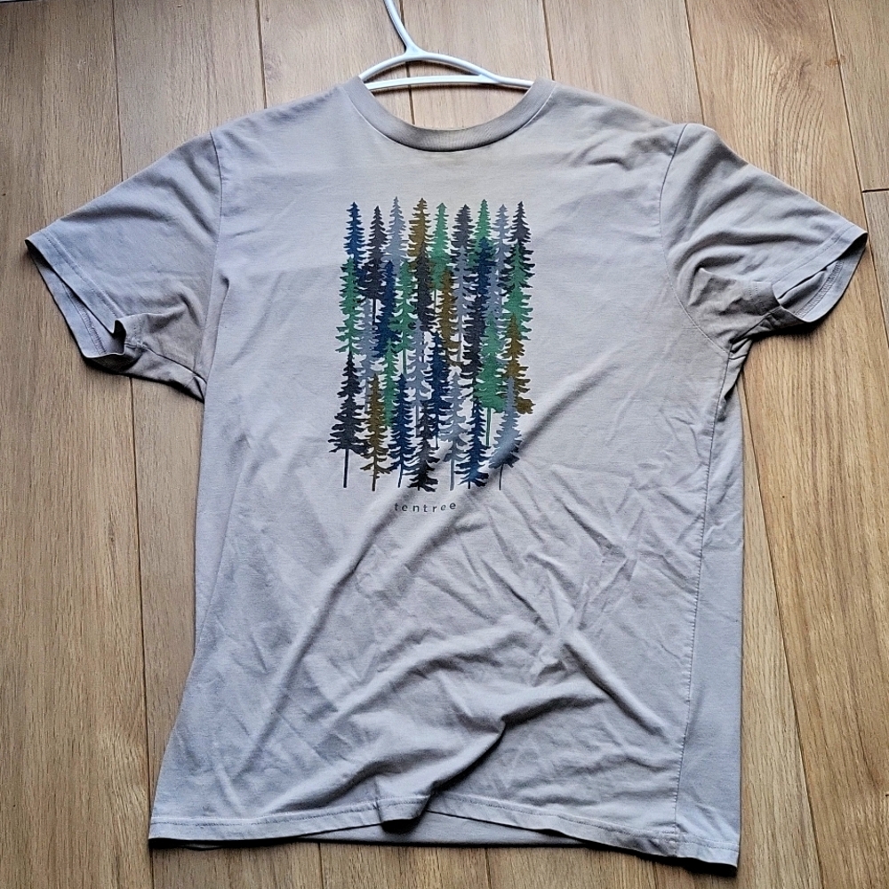Tentree Graphic T-Shirt in Men's Medium Grey